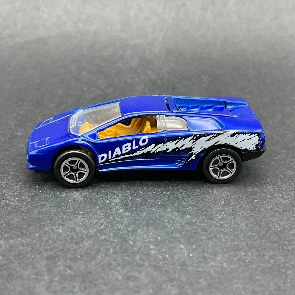 Matchbox‎ Superfast 1991 Lamborghini Diablo Exotic Car Blue Diecast 1/59 Scale